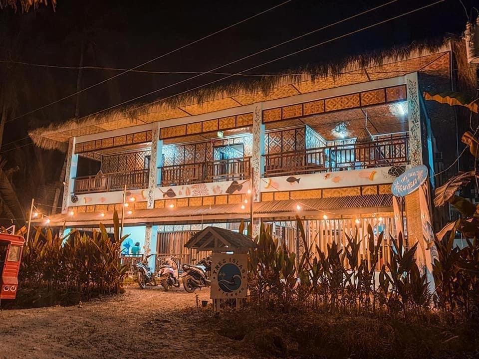 Tres Islas Hostel Хенераль-Луна Екстер'єр фото