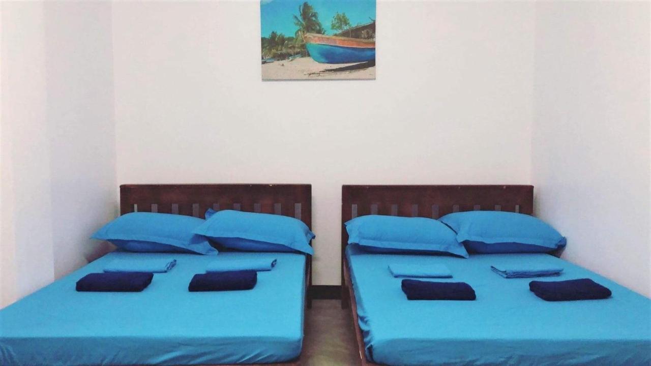 Tres Islas Hostel Хенераль-Луна Екстер'єр фото